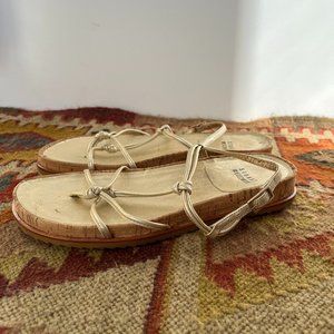 Stuart Weitzman Gold Flatform Sandal -- US W 4/Girl's Size 2-2.5